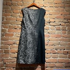 Black with tan detail textured shift dress. Woven fabric.